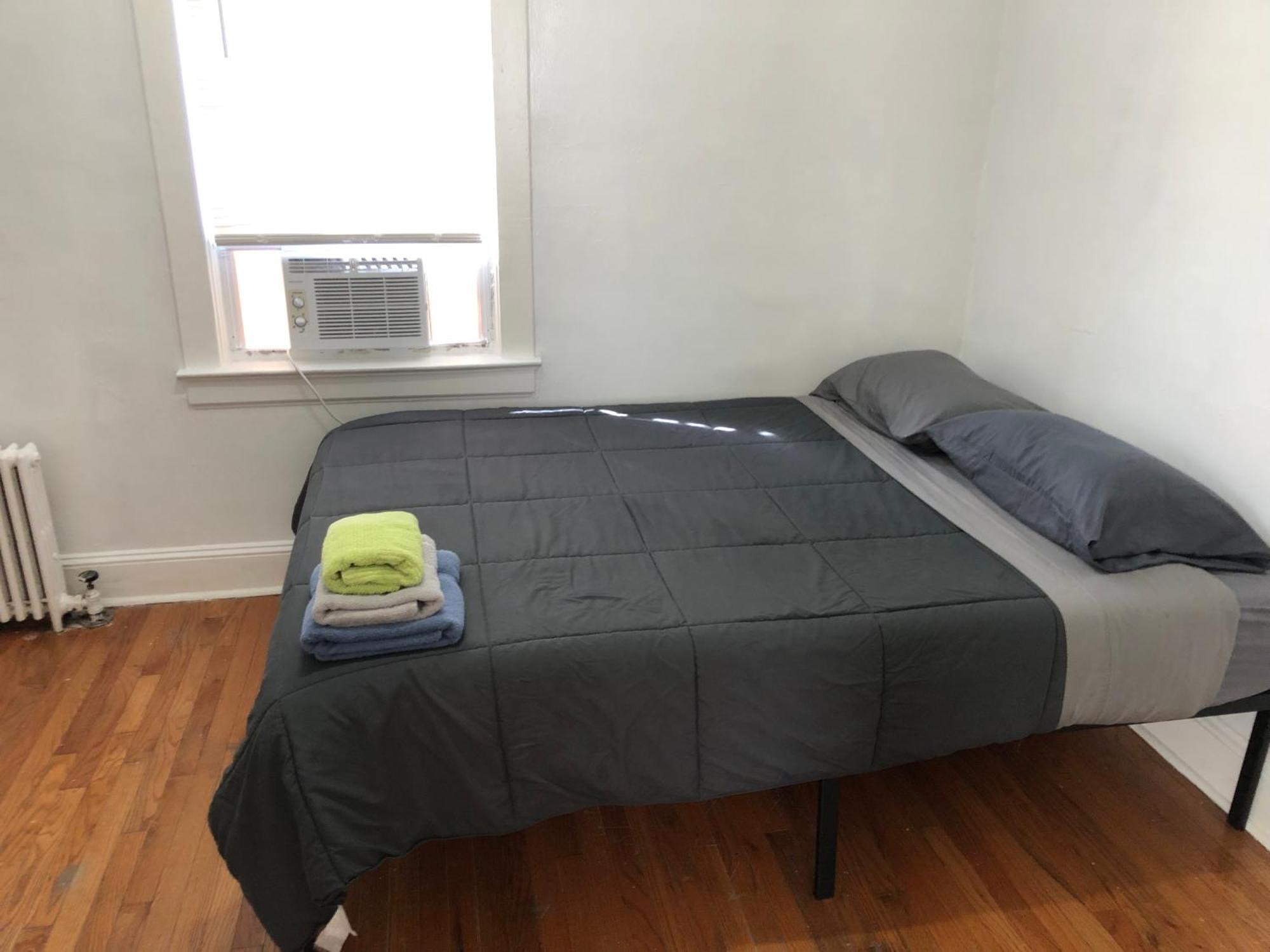 Private 2 Bedroom And 1 Bathroom House In A Quiet Area And Convenient To Nyc Bus And Train Perth Amboy Luaran gambar